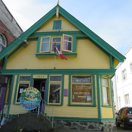 Turtle Hostel วิกตอเรีย ภายนอก รูปภาพ