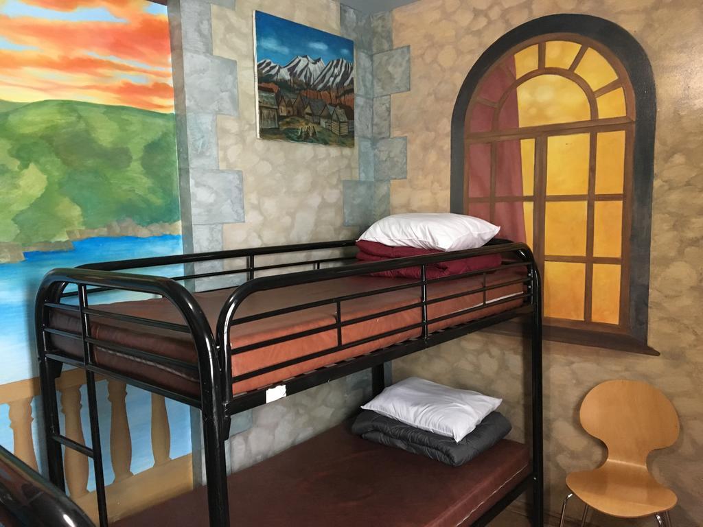 Turtle Hostel วิกตอเรีย ภายนอก รูปภาพ