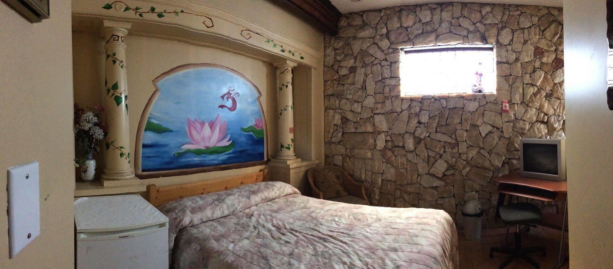 Turtle Hostel วิกตอเรีย ภายนอก รูปภาพ